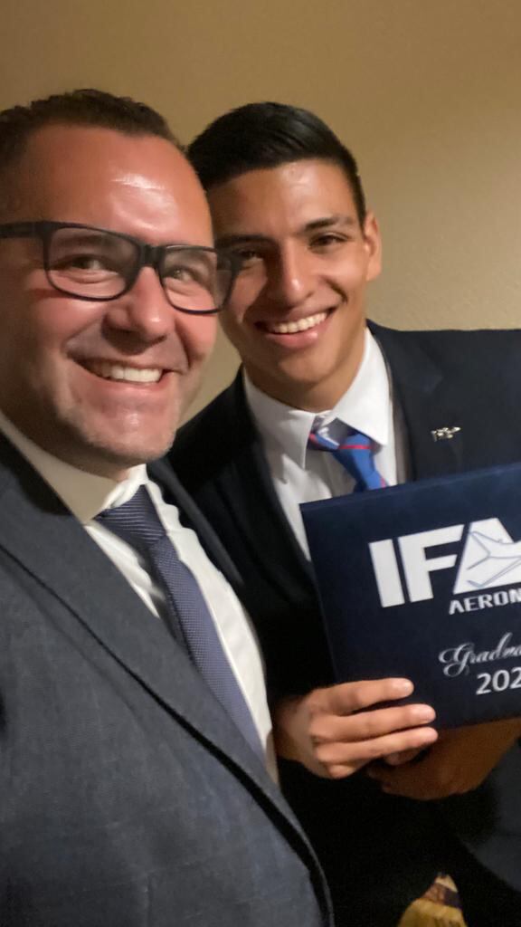 Federico "Kiko" Robles y su hijo Sebastián Robles. Cortesía