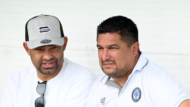 Armando “Caya” Alonso fue a ver a Santa Ana contra Alajuelense, ¿a quién apoyaba?