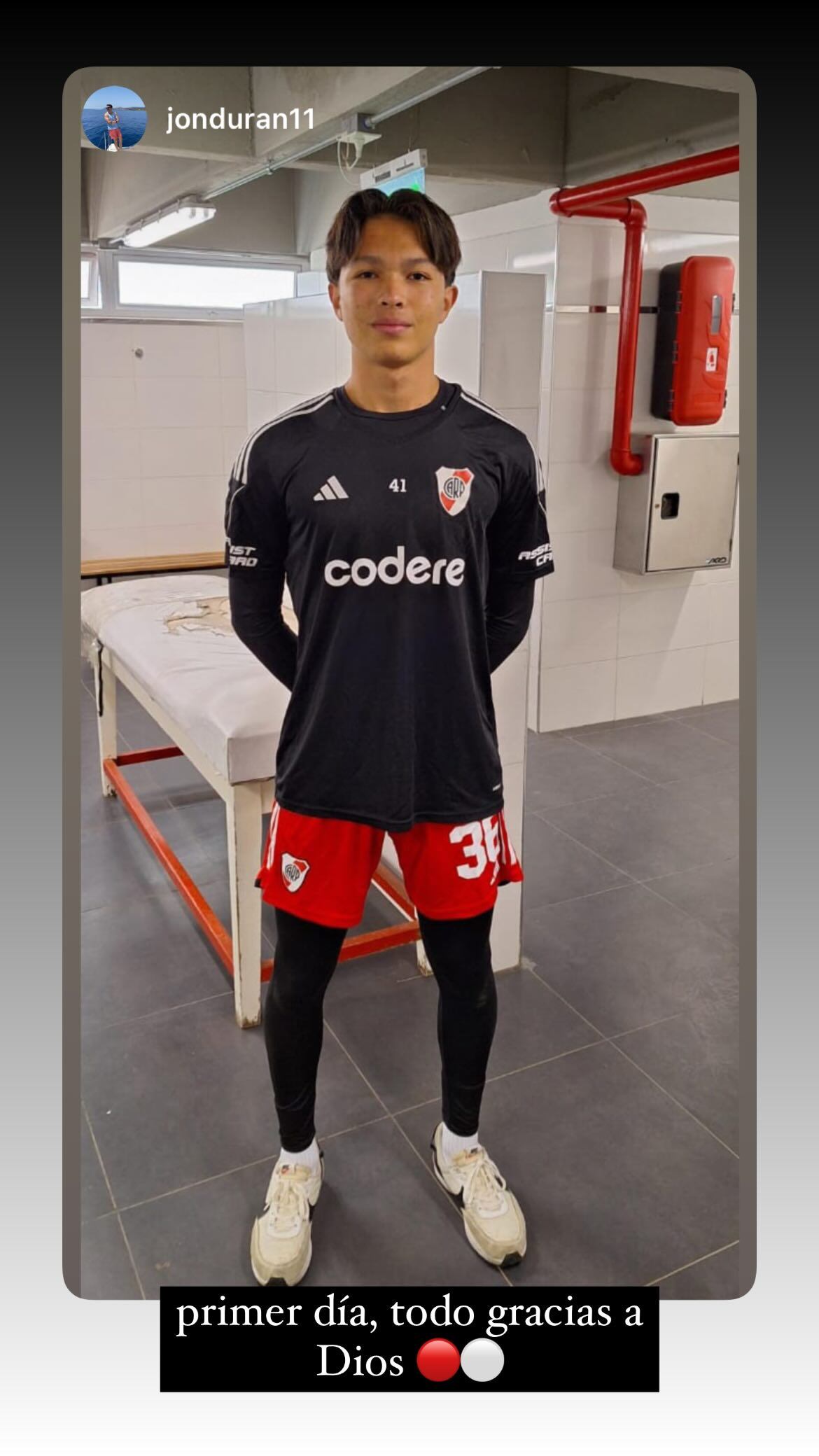 Saúl Durán, joven portero en llegar al River Plate de Argentina. Instagram Saúl Durán.