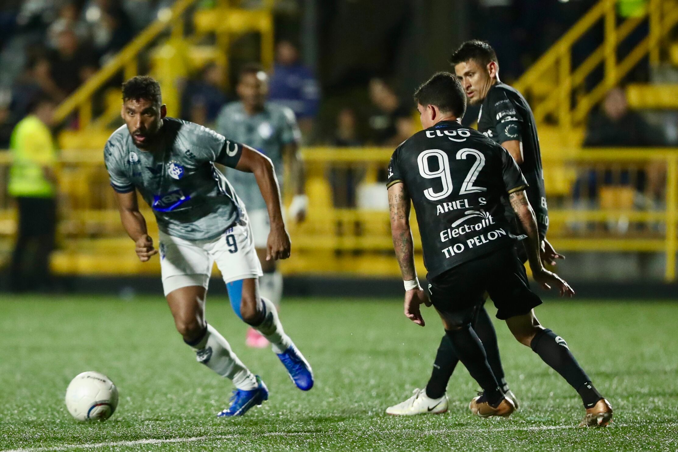 21/11/2023, San Jose, Estadio Ernesto Rohrmoser, partido de la jornada 21 del torneo de apertura 2023 entre el Sporting FC y el Club Sport Cartaginés.