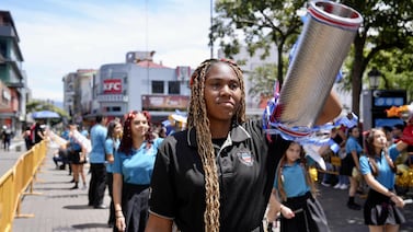 Bandas josefinas estudiantiles les pusieron sabor a las fiestas de la Independencia