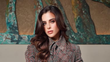 (Video) Fátima Bosch, miss Universo 2025, se desmayó en pleno desfile en Ecuador