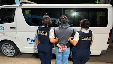 Mujer policía fue delatada por compañera y no le quedó otra que admitir el grave delito que habría cometido en cárcel