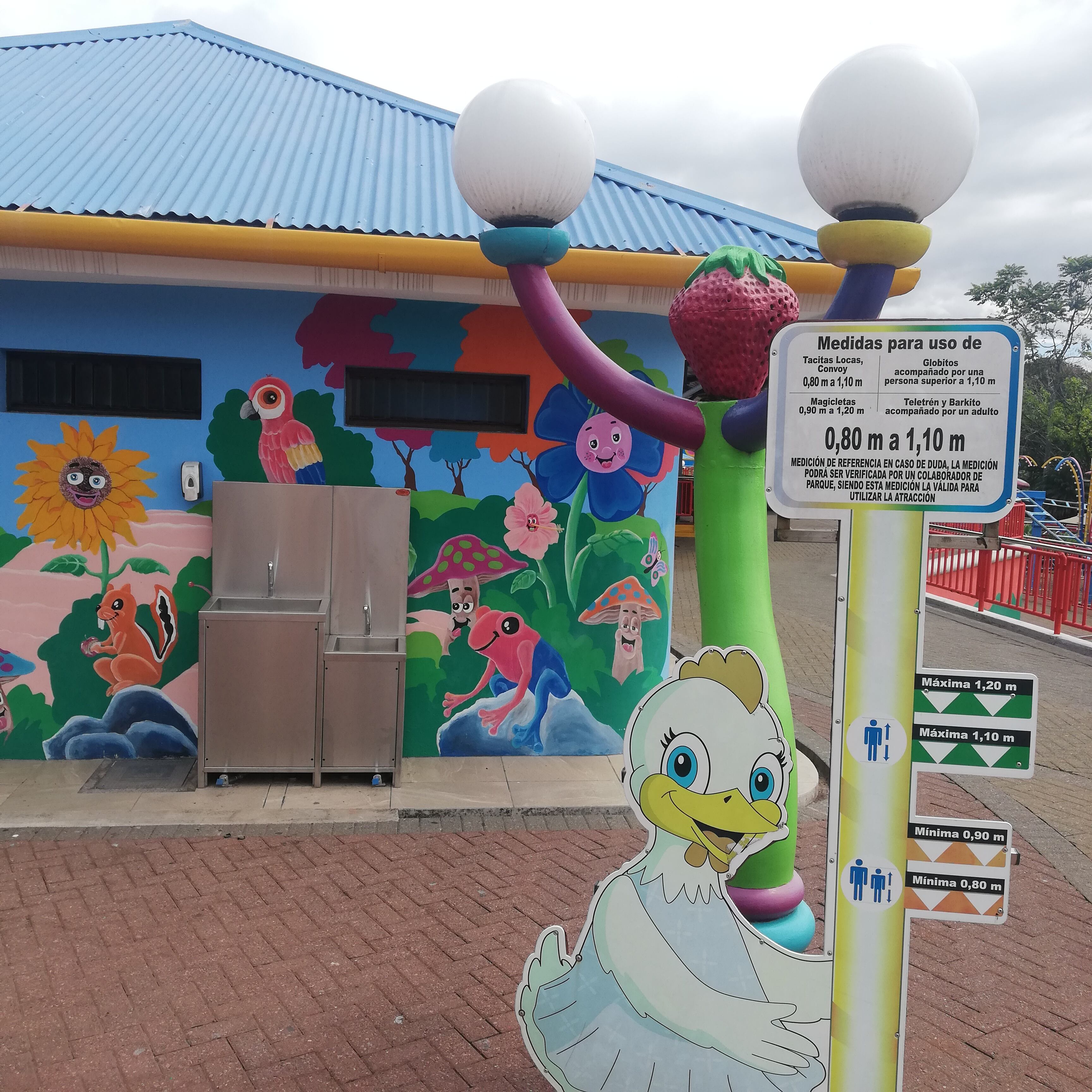 El 1 de diciembre, y después de 20 meses cerrado por la pandemia, el Parque Nacional de Diversiones reabre sus puertas al público, bajo estrictos protocolos higiénicos; el 17 de noviembre los visitamos para ver los avances en la puesta a punto de las 30 atracciones.