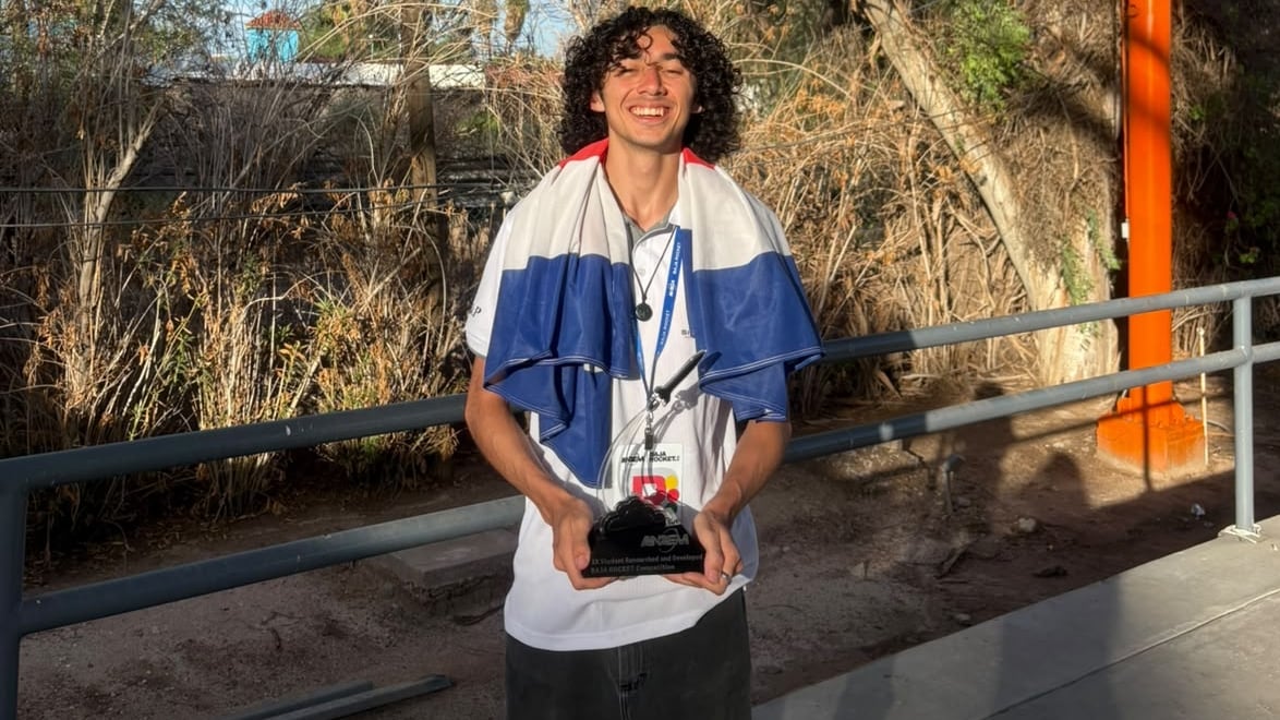 Singularity Rocket Technologies obtuvo el primer lugar en BAJA ROCKET Science 2026 en la categoría de 1km SRAD, en México. El proyecto también marca un precedente regional al competir con un motor fabricado en Costa Rica.