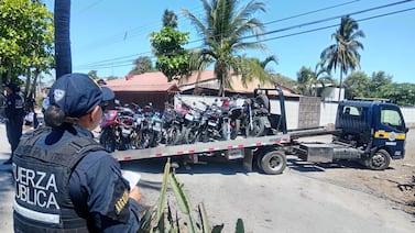 Caravana de motociclistas salió de paseo a Puntarenas y 43 de ellos se devolvieron a pie gracias a la Policía
