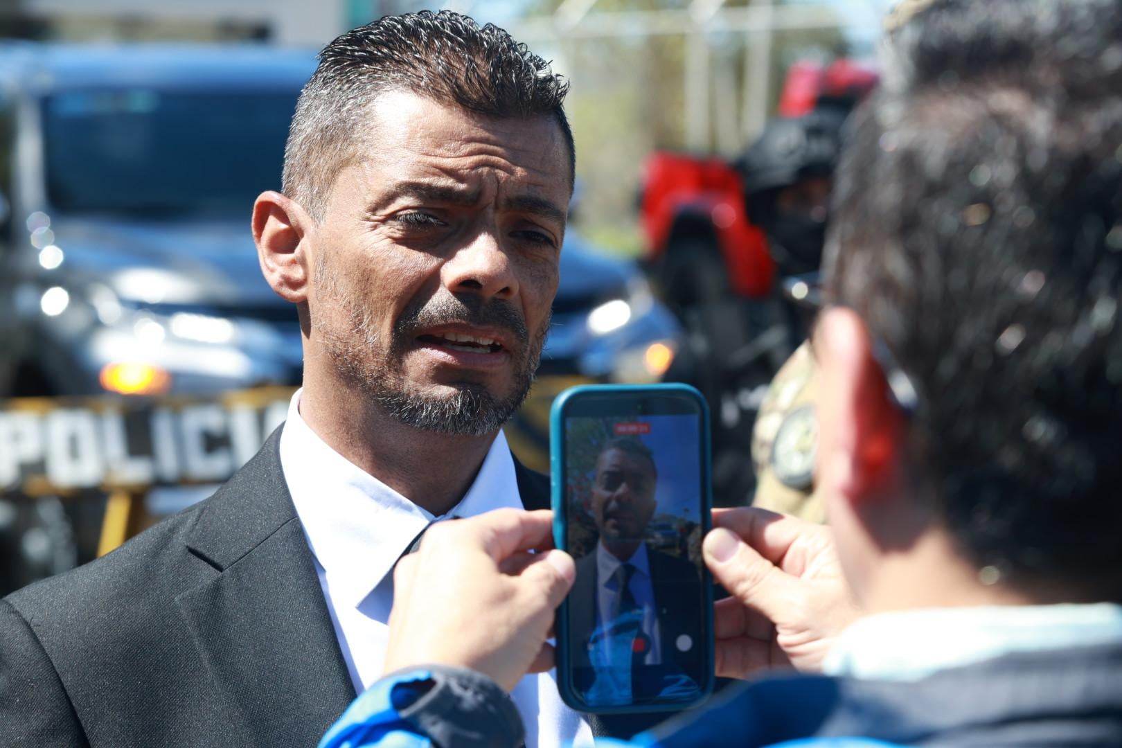 Conferencia de prensa de Carlo Díaz y Michael Soto tras la salida de Celso Gamboa y Edwin López, alias Pecho de rata, hacia Estados Unidos.