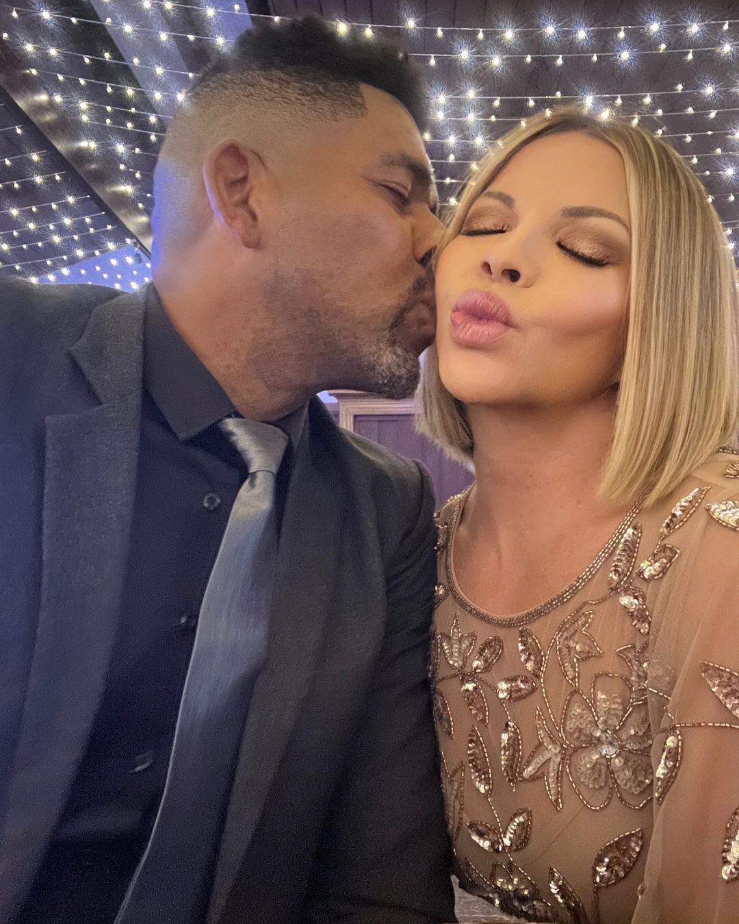 Austin Berry junto a su esposa Cristina Alfaro.