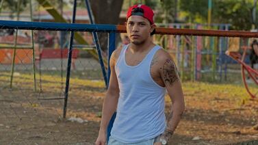 El portero nicaragüense que sorprendió al “tirarse al agua” como una reina de belleza