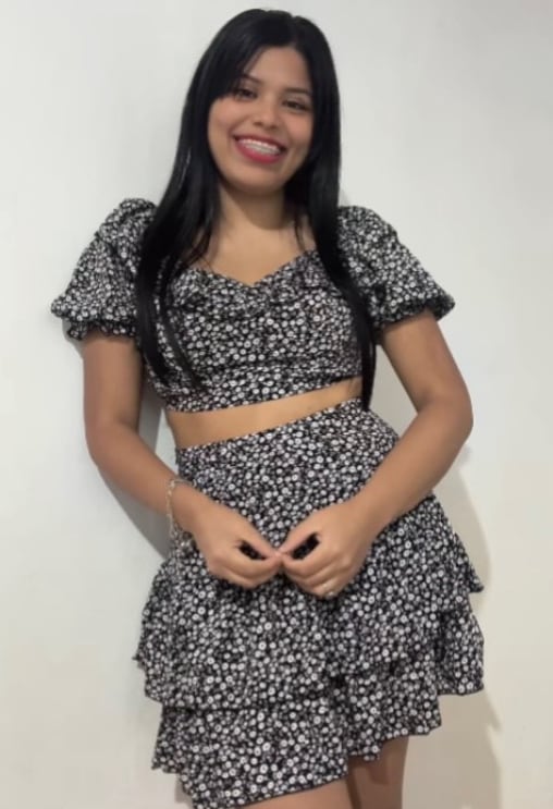 A Ana Bárbara su prometido Ángel Muñoz le habría sido infiel con periodista costarricense Adri Toval.