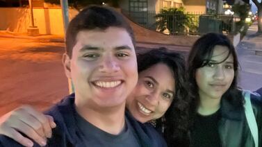 Nicaragüense celebró el Día de la Madre en Costa Rica con tristeza y el corazón dividido en tres países