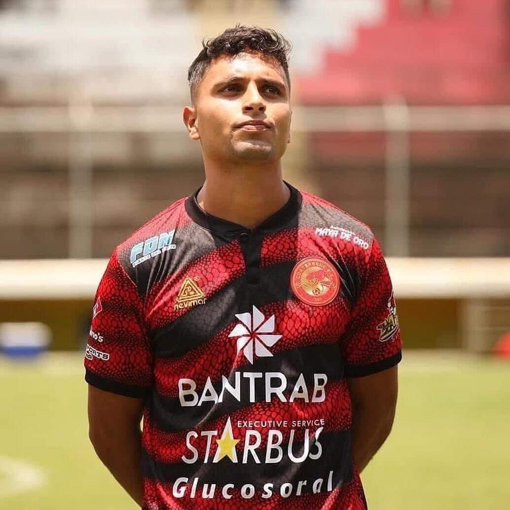 Joshua Parra actualmente es jugador del Deportivo Coatepeque en Guatemala.