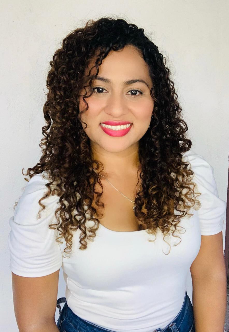 Este viernes 9 de abril, las autoridades universitarias ofrecieron un homenaje a estudiantes que obtuvieron los mejores promedios de admisión a la Universidad Nacional (UNA) en el 2021