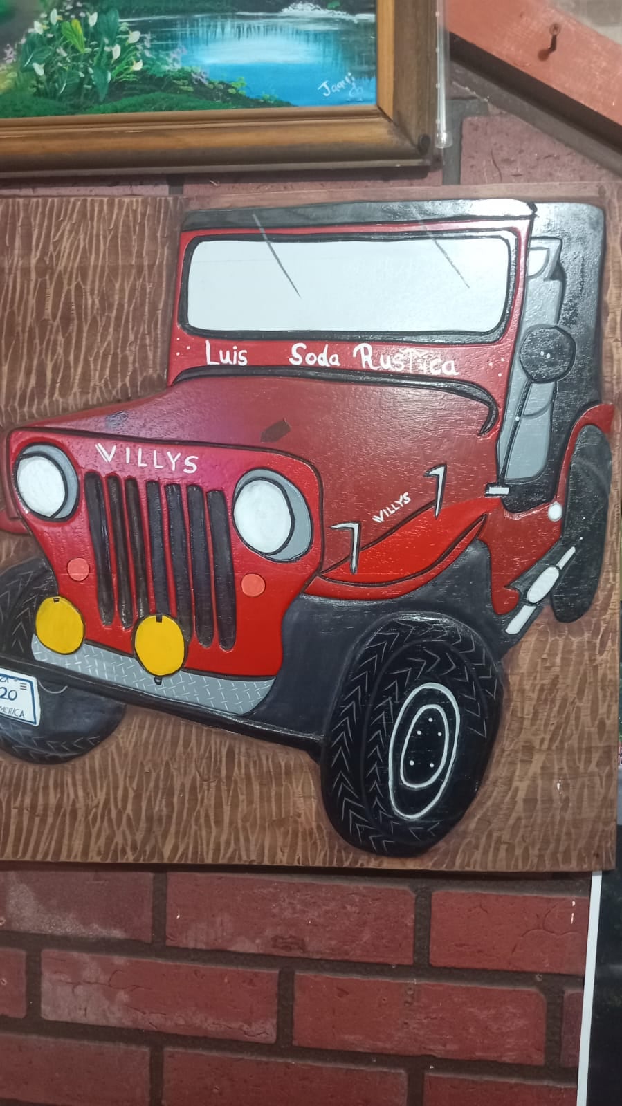 Hasta un cuadro del carro tienen.