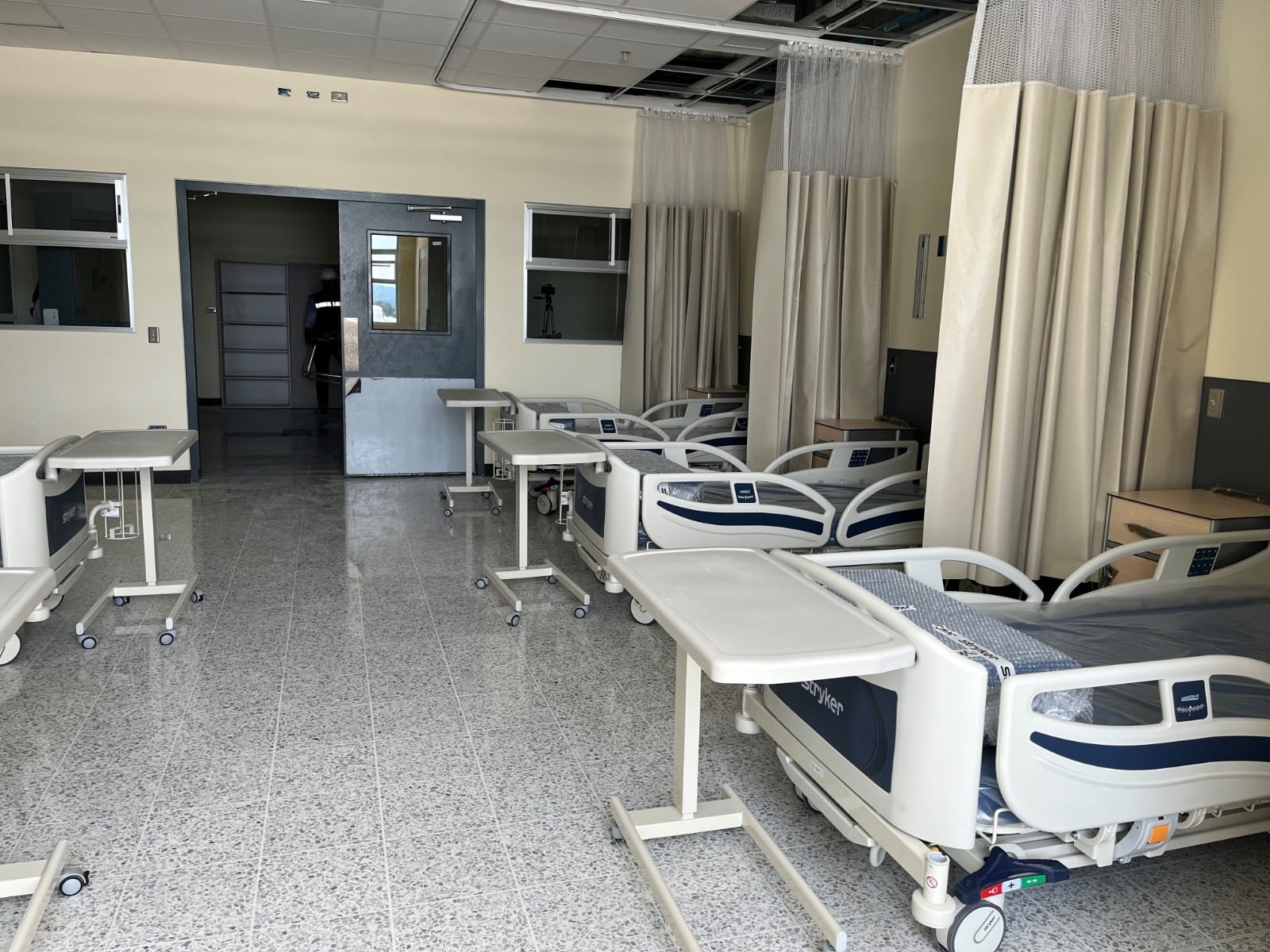 Al 1 de setiembre del 2023 la construcción del nuevo hospital Monseñor Víctor Manuel Sanabria Martínez, en Puntarenas, avanza a toda máquina