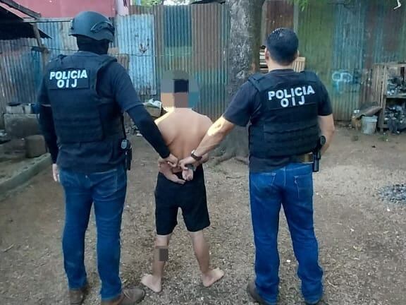 Sospechoso de venta de drogas en Nicoya. Foto OIJ.