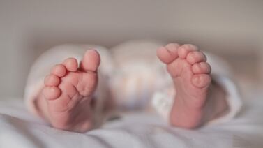 Preparan ley para prohibir y multar a quien defienda el derecho a no tener hijos