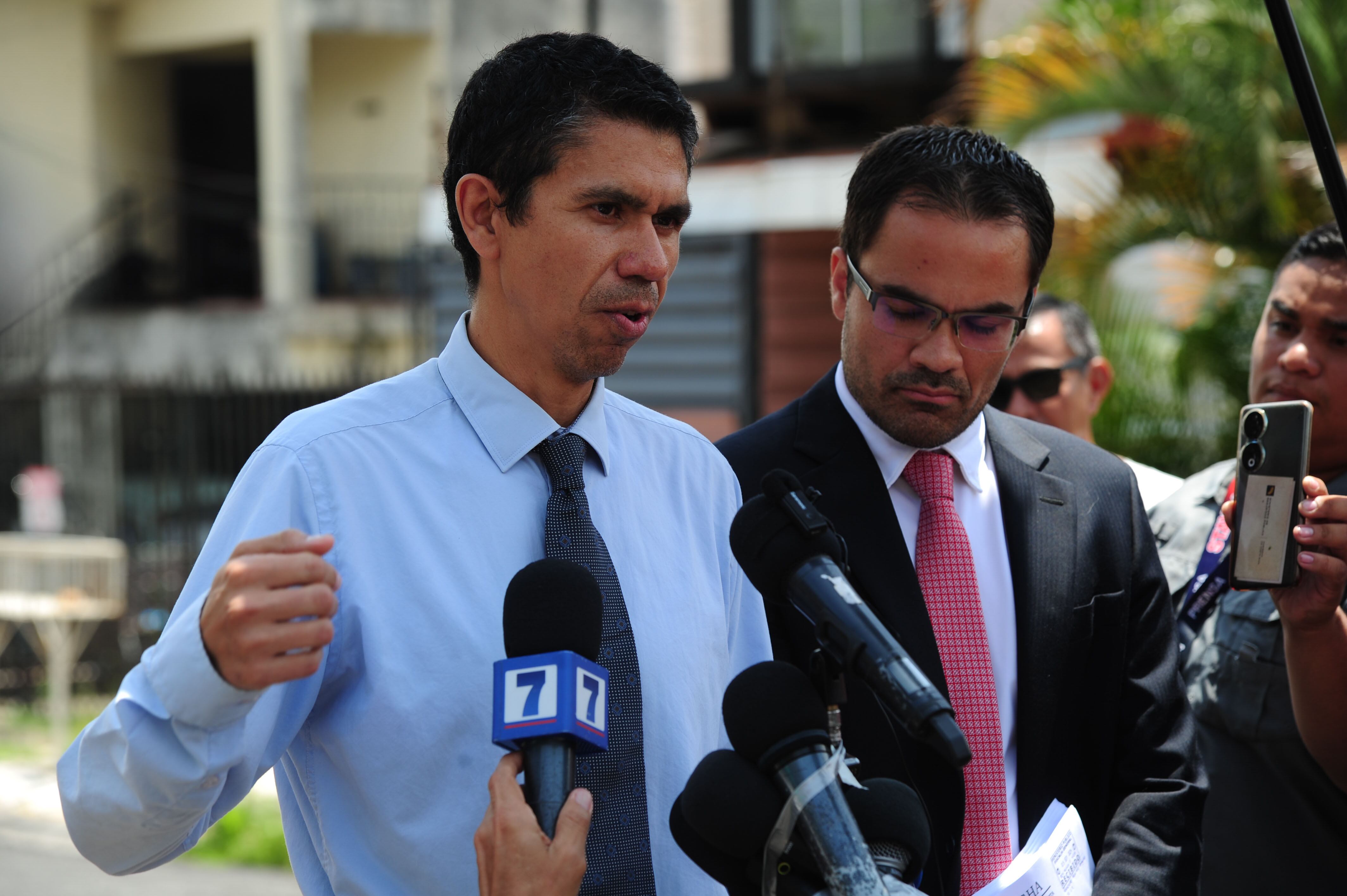 Luis Amador cuestionó que Rodrigo Chaves diera prioridad a la visita de Nayib Bukele en vez de la emergencia nacional. Foto: