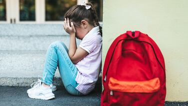 Mamá salía a trabajar sin saber que estaba dejando a pequeña hija en manos de un monstruo