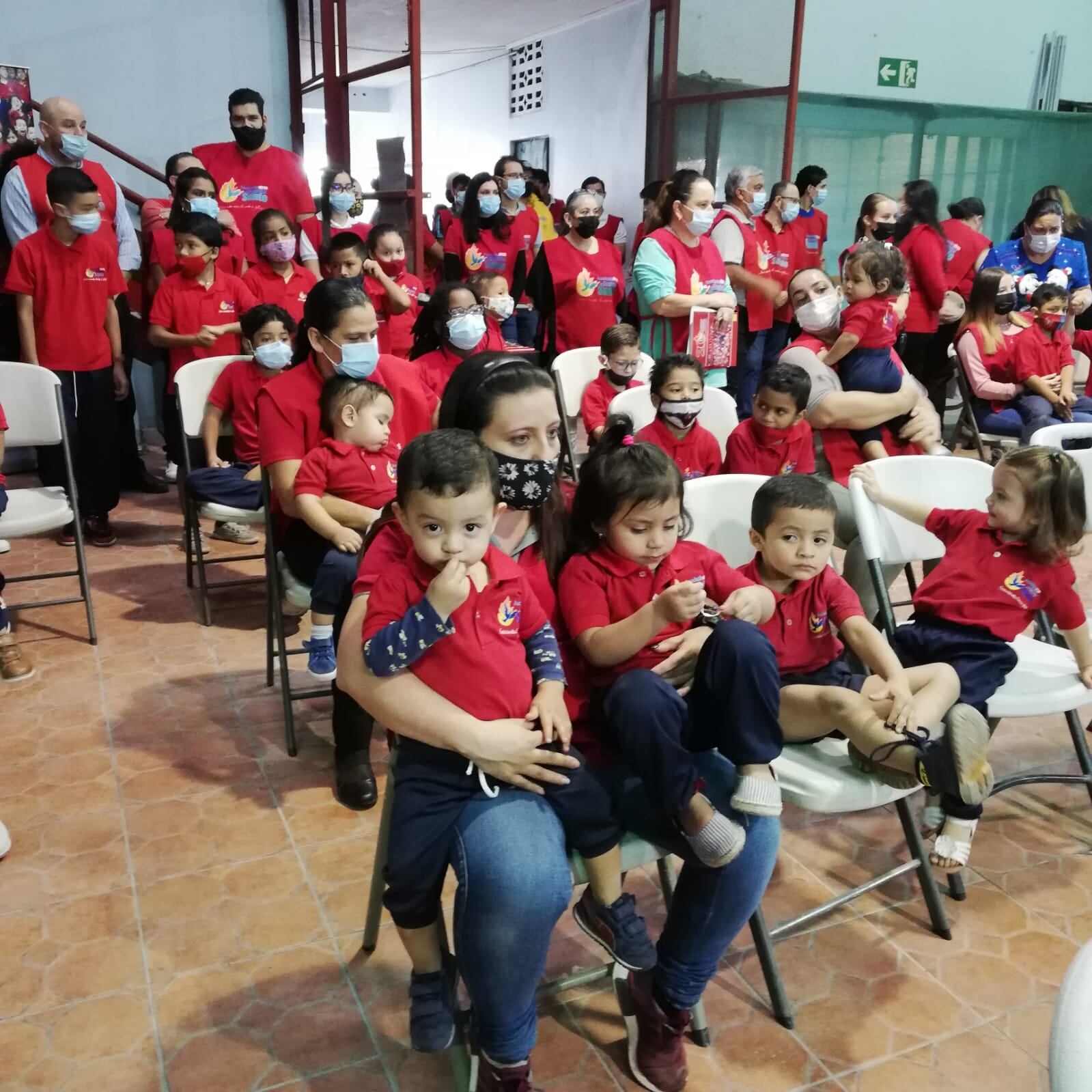 El padre Sergio Valverde, presidente y director de la Asociación Obras del Espíritu Santo, confirmó que este 2021 la XXI Fiesta de Navidad: ¡Jesús a tus niños los cuida tu iglesia!, será presencial y en la tradicional casa donde siempre se realizó: el Estadio Nacional en La Sabana