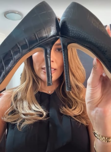 María Teresa Rodríguez anduvo con dos zapatos distintos y ni cuenta se dio.