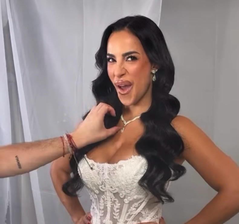 Kimberly Loaiza