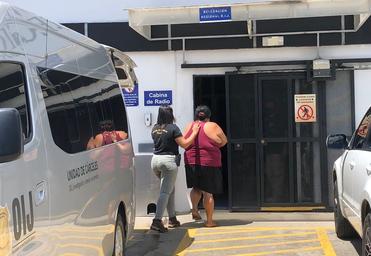 Mujeres lideraban banda que, al parecer, prostituía a menores de edad y luego extorsionaba a clientes. Foto OIJ.