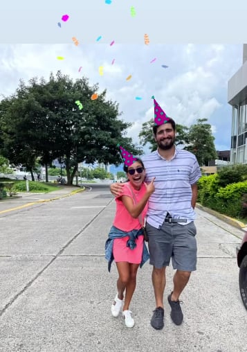 Nancy Dobles
hijo de Ignacio Santos
Ignacio Santos
Rodolfo Santos