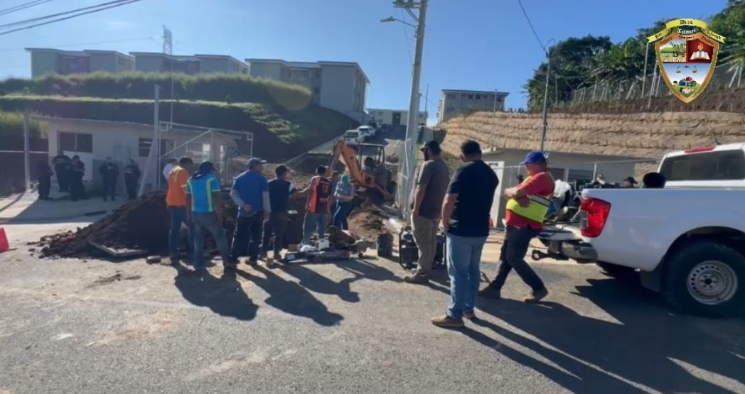 La bronca entre la Municipalidad de Naranjo y el gobierno de Rodrigo Chaves por el agua de un proyecto habitacional en la zona escaló este sábado,