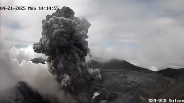 Erupciones del volcán Poás serán más grandes, expertos explican por qué