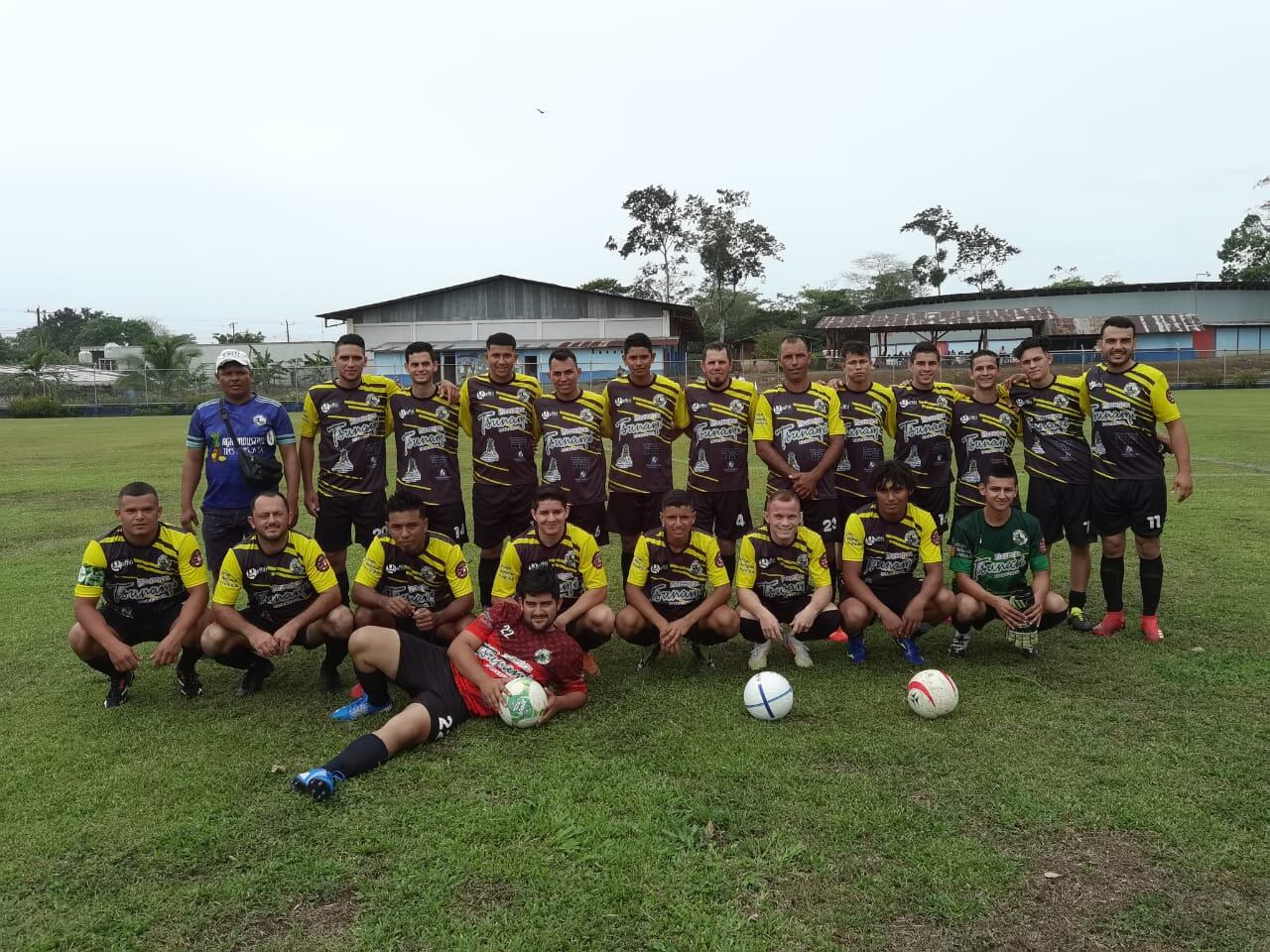 Amigos del futbol, César Villarreal