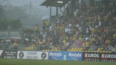 Jugador de Pérez Zeledón causa destrozos en un estadio y le aplican fuerte castigo
