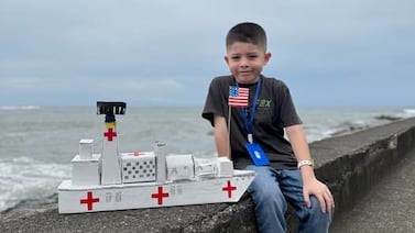 Niño tico se ganó el corazón de tripulantes de buque de Estados Unidos con un gesto increíble