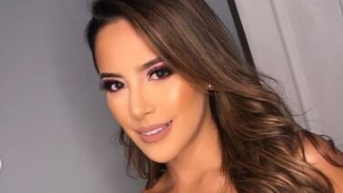 Kimberly Loaiza hizo llorar a su mamita y a su hermana con tremendo regalazo de Navidad que les dio