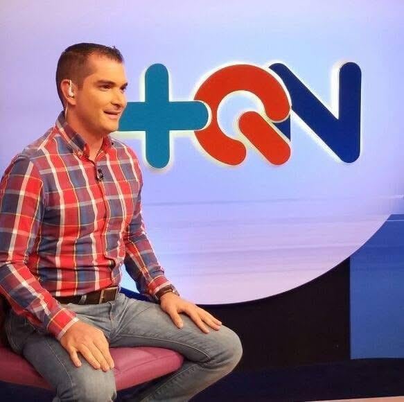 José Ernesto Herrera renunció a Más que noticias luego de 10 años en canal 7.