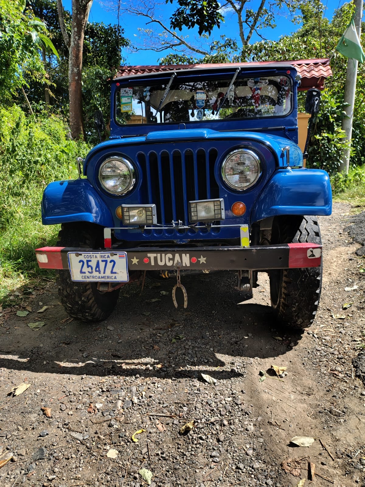 Un Jeep Willys de 1967 escogió a don José Ángel Corrales para que fuera su dueño por siempre y para siempre.
