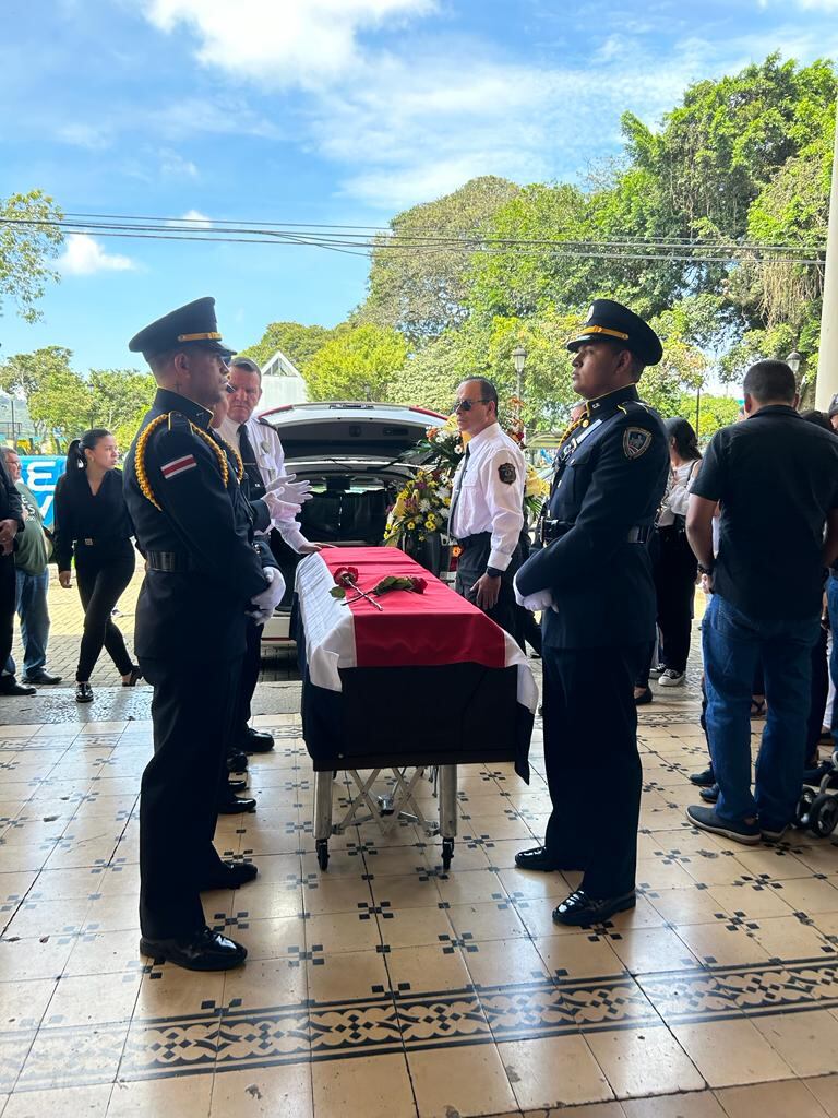 Funeral Mainor Parajeles.