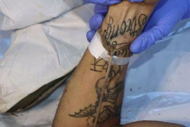 Un joven de apellido Rodríguez, de 19 años, fue hallado en ropa interior, maniatado y con muchos golpes que le provocaron la muerte, apareció en una zona solitaria entre Rancho Redondo y Coronado, el 2 de junio del 2026, el OIJ pide ayuda para resolver el caso. Foto: OIJ
