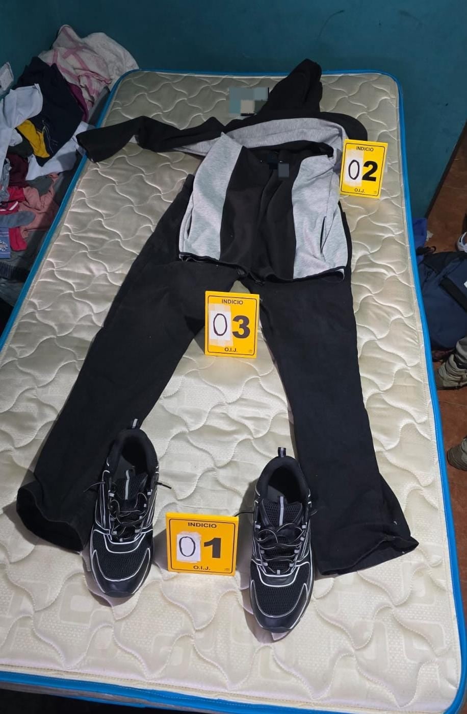 El OIJ detuvo a un adolescente de 15 años durante un allanamiento en El Roble de Alajuela.