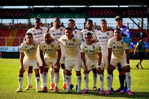 Presidente del Deportivo Saprissa toma decisión clave sobre la renovación de la planilla