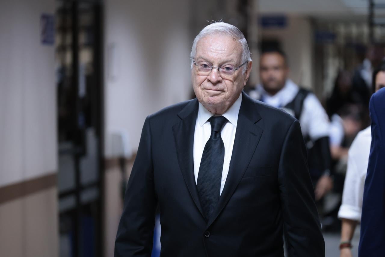 Este viernes 29 de mayo del 2026 se leyó la sentencia del juicio por supuestos pagos indebidos en negocios de reaseguros del Instituto Nacional de Seguros. El Expresidente Miguel Ángel Rodríguez es uno de los imputados.
