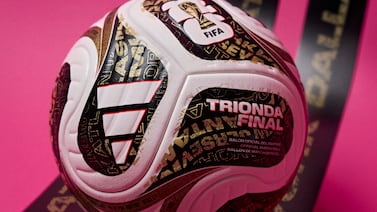 adidas presenta ‘FINAL TRIONDA’, la bola oficial del partido para las semifinales, la final de bronce y la final de la Copa Mundial de la FIFA 2026™
