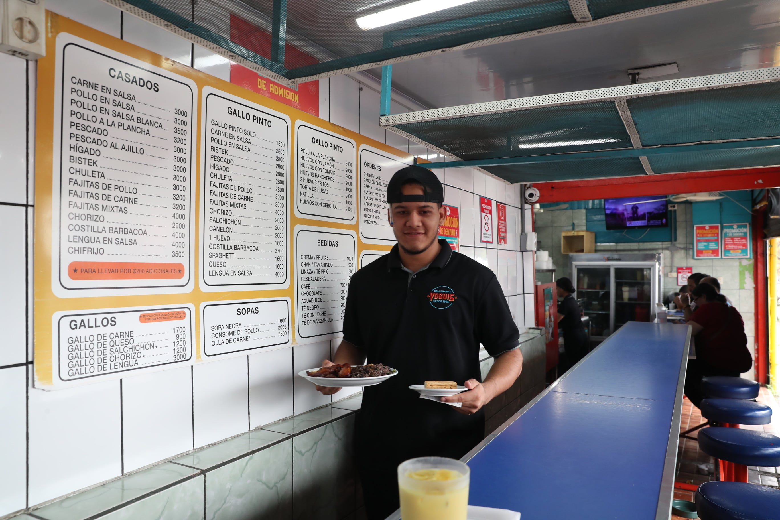 04/06/2024/ fotos de la soda Yoguis de Desamparados para La Teja / foto John Durán