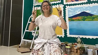 De barrio La Cruz a Hong Kong: muralista tica participará en importante festival mundial