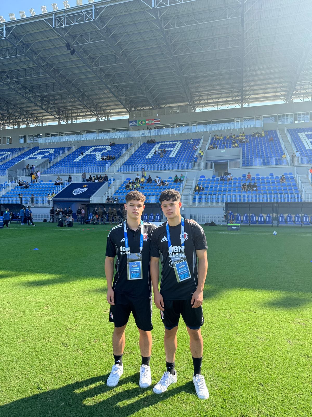 Gabriel y Emmanuel Sibaja han viajado con la Selección Sub 17 a diversos países.