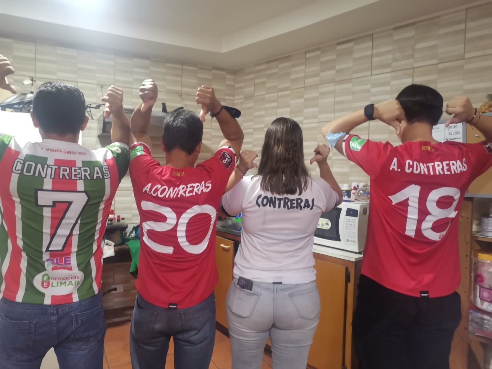 Familia del delantero de Guanacasteca, Anthony Contreras. Cortesía.