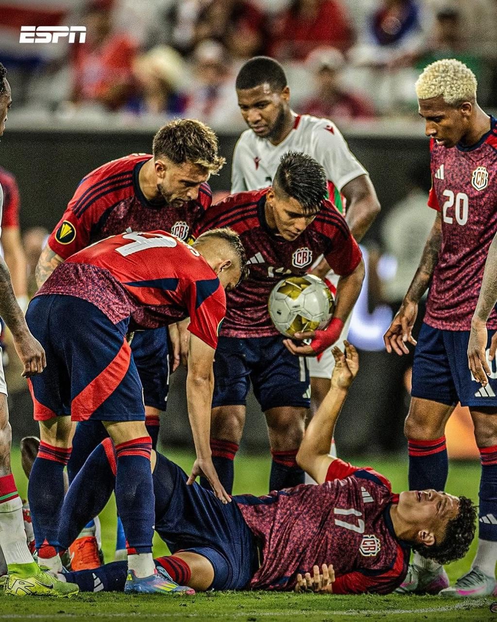 Warren Madrigal
Copa Oro
Lesión de peroné izquierdo
Juego ante Surinam
16 de junio del 2025
Facebook ESPN