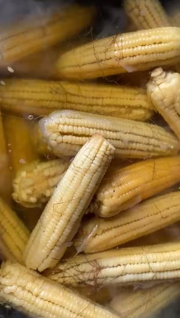 Cristina Ovando Treminio dejó hace 30 años su natal Nicaragua y se vino para Costa Rica en busca de trabajo para mandarle dinero a su familia, formó un familia pero luego vivió una tragedia