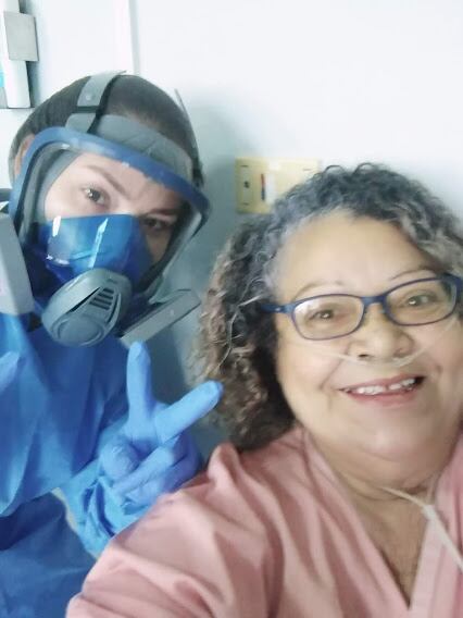 Roxana Arguijo Arguedas, de 65 años de edad y con sobrepeso, venció al covid-19 gracias al personal del hospital San Vicente de Paul en Heredia, en donde estuvo internada 22 días