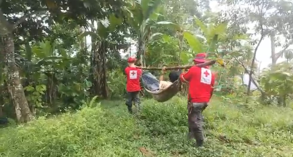 Rescate mordedura serpiente y parto alto telire